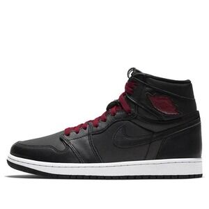 7M / 8.5W - [NEW] Men's Air Jordan 1 Retro High Shoes 'Black' 555088-060